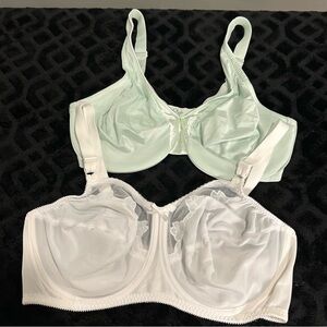 Bundle of 2 Bali & Olga Bras White Mint Green Size 38 DD